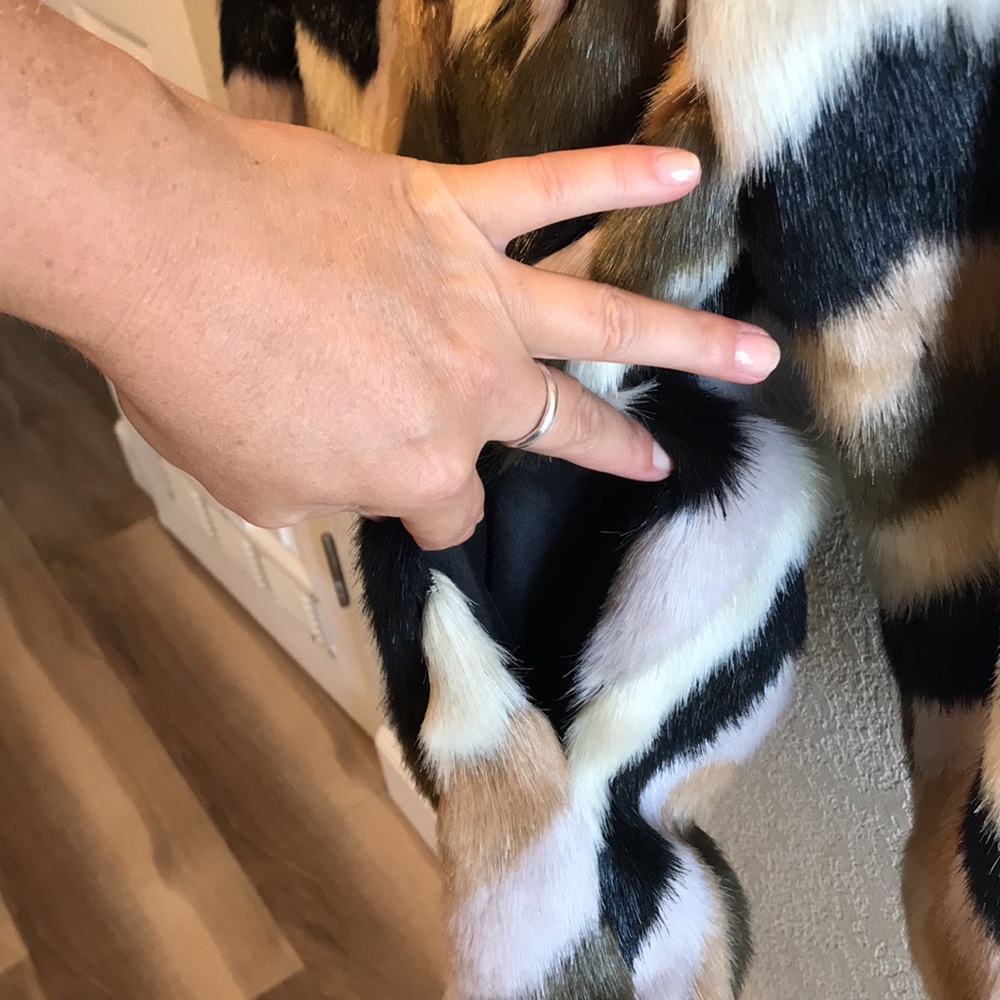 Patchwork multi toned faux fur coat - Picture 8 of 11